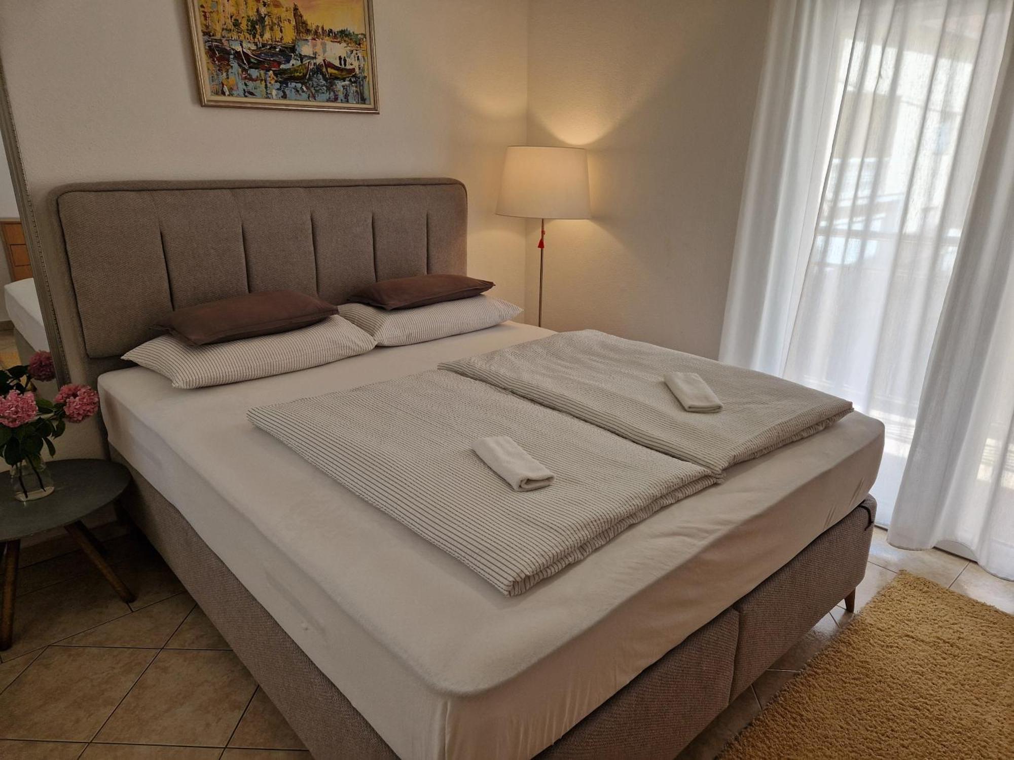 Apartman Mona Mostar Kamer foto